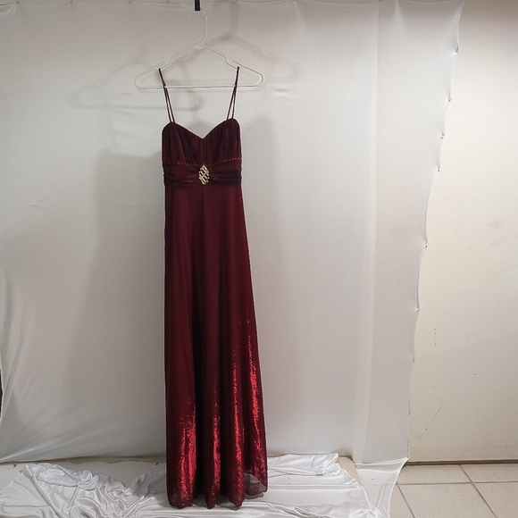 Grace Women's Medium Red Maxi Dress - Picture 1 of 9